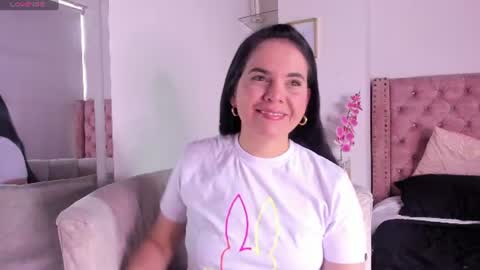 laura hotties online show from July 12, 1:36 pm