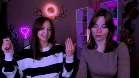 laura_queen_ online show from September 28, 7:23 pm