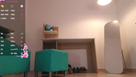 Laura Zans   I am sensual goddes and i was born for loveworshipping and enjoyment. online show from March 5, 3:18 pm