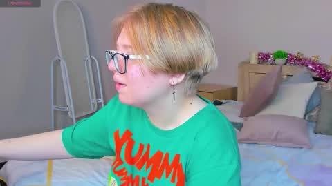 Laura online show from March 13, 7:55 am