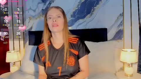 Laura Blue online show from June 23, 7:42 pm