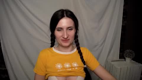 Laura online show from February 14, 1:08 pm