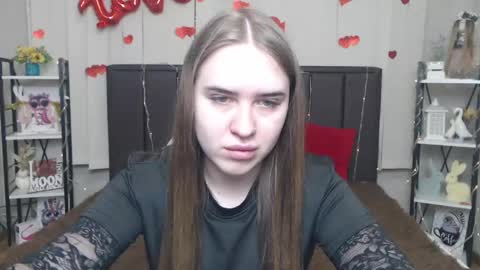 LauraHlot online show from April 30, 6:07 am