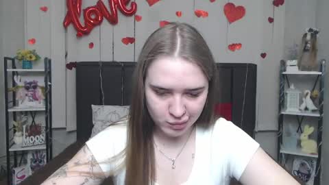 LauraHlot online show from May 1, 5:40 pm