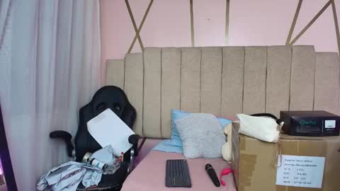 lauraltt online show from November 21, 7:12 pm