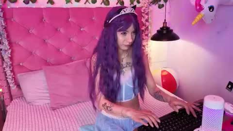 Lauren evans9 online show from February 25, 3:21 am