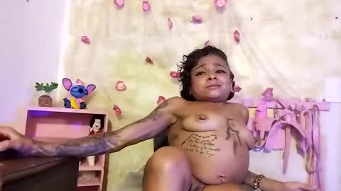 Lauren online show from January 14, 7:17 am