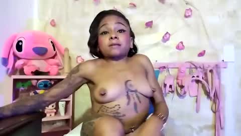 Lauren online show from January 22, 6:52 am