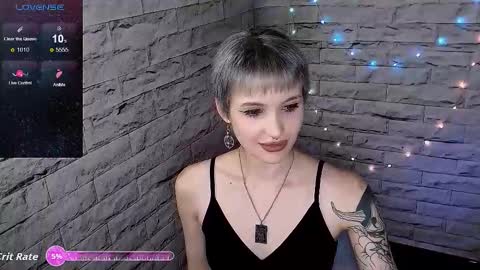 Eva online show from October 13, 7:38 pm