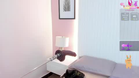 lauren_stone_ online show from April 24, 9:28 pm
