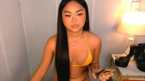 chloe3 online show from May 28, 2:04 pm