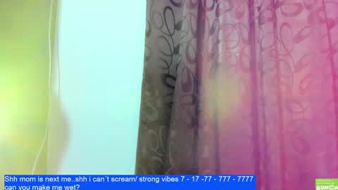 Snapshot of laurengirls1 chatting on February 25, 11:43 am onlyfan laureng7 - 7 laureng2 online show from February 25, 11:43 am