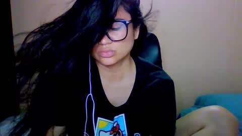 Snapshot of laurengirls1 chatting on October 6, 4:58 pm onlyfan laureng7 - 7 laureng2 online show from October 6, 4:58 pm
