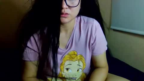 Snapshot of laurengirls1 chatting on September 11, 6:20 pm onlyfan laureng7 - 7 laureng2 online show from September 11, 6:20 pm
