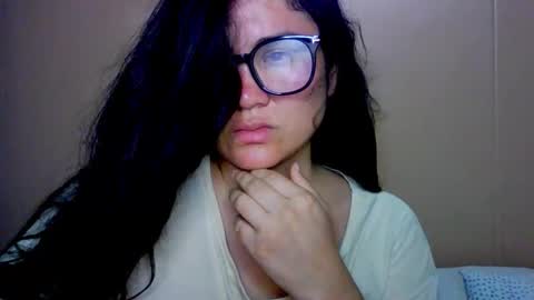 Snapshot of laurengirls1 chatting on September 22, 12:37 am onlyfan laureng7 - 7 laureng2 online show from September 22, 12:37 am