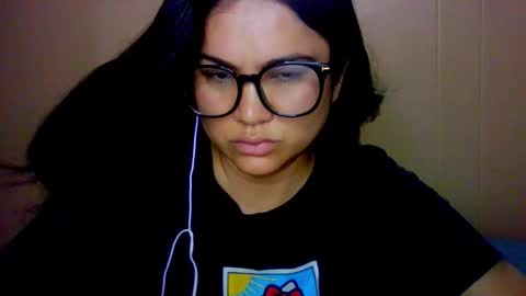 Snapshot of laurengirls1 chatting on October 5, 4:58 pm onlyfan laureng7 - 7 laureng2 online show from October 5, 4:58 pm