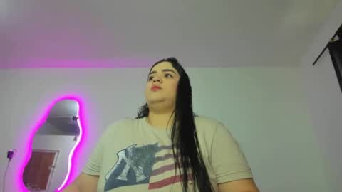 laurenlaine online show from March 10, 12:17 pm