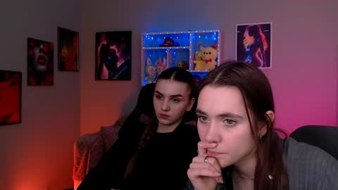 Laure online show from April 29, 5:30 pm