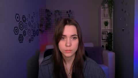 Laure online show from March 20, 10:20 am