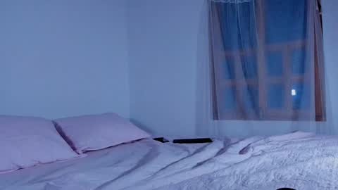 Lucie  online show from February 26, 12:20 am