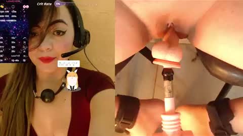 lauriss_ online show from July 4, 4:43 pm