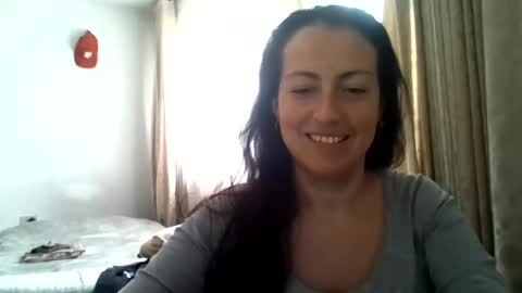 Laury  online show from July 21, 6:10 pm