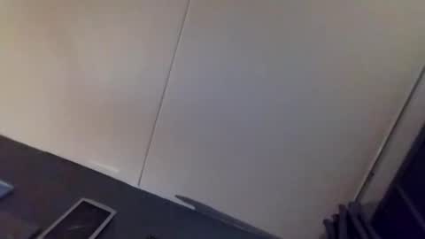 lautjerik79 online show from April 3, 1:34 am