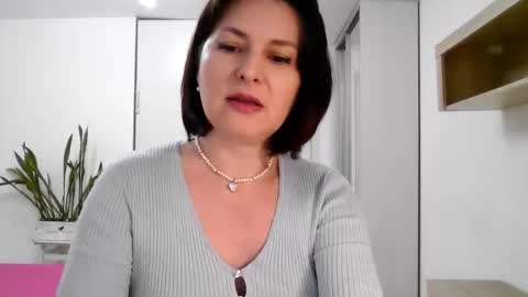 Diana  online show from November 6, 6:11 pm