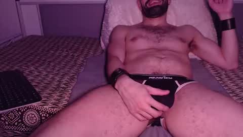 lavenderguy online show from March 11, 7:44 am