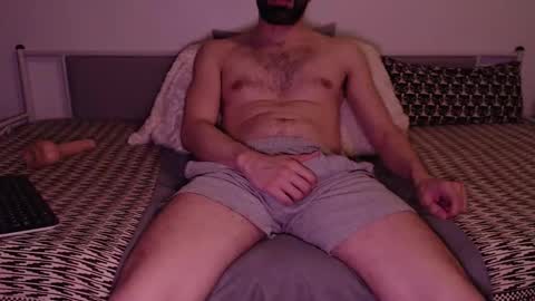 lavenderguy online show from March 9, 7:24 am