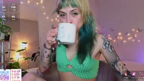 Melissa online show from July 23, 6:27 pm