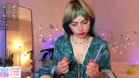 Melissa online show from June 15, 7:39 pm