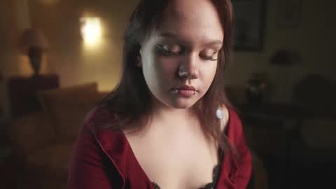 Sara online show from March 10, 1:48 pm