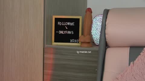 Mara online show from February 13, 10:33 pm