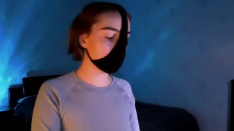 Lavinda online show from November 14, 4:42 pm