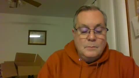 lawnboy62 online show from December 12, 2:59 am