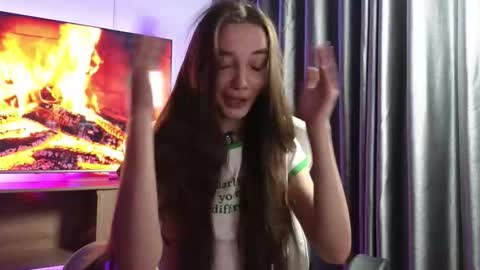 Anna online show from November 6, 3:20 am