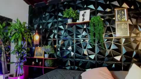 Layla online show from November 26, 12:41 am