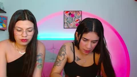 Snapshot of layla_roma chatting on September 15, 4:03 am Lia and Rachel online show from September 15, 4:03 am