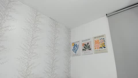 Layla Vanegas online show from October 26, 1:39 am