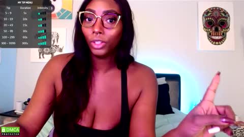 LaylaAriana online show from March 2, 5:01 am