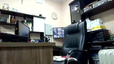 kelly online show from June 30, 8:29 pm