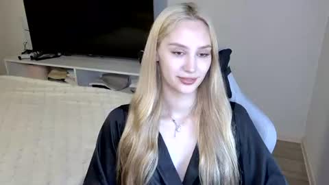 LaylaPretty001 online show from July 7, 4:36 am