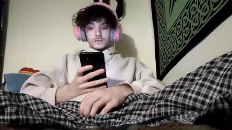 Stitch online show from February 22, 9:56 am