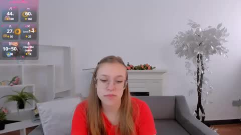 layriantavee online show from March 9, 7:12 am