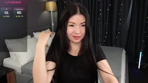lea_apple online show from July 10, 12:15 am