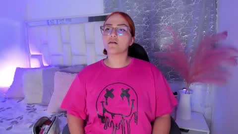 Leah  online show from June 2, 3:19 am