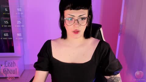  Leah   Independent Model  OF leahghoul666  online show from January 10, 4:01 am