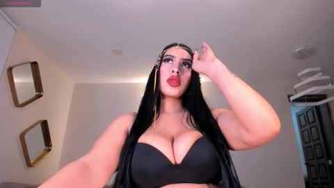 leahlombardi_ online show from November 13, 3:53 am