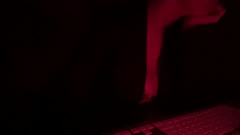 Snapshot of leahsweetvibe chatting on October 28, 9:05 pm Sweet Fire online show from October 28, 9:05 pm